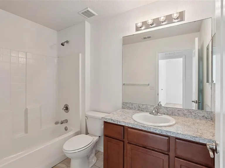 109 James Cir — Photo 14