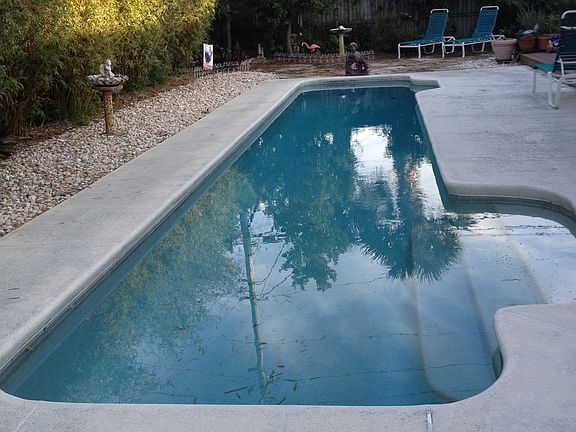 5th image of 923 Rollins Ave