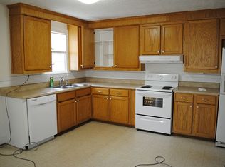 2217 E 37th St, Savannah, GA 31404