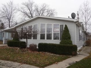 18 Quail St, Rochester Hills, MI 48309