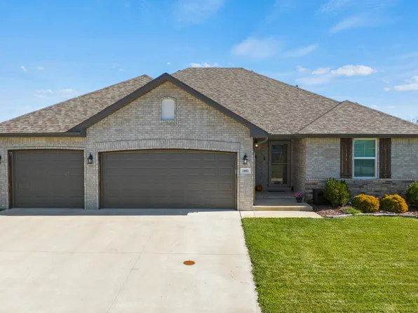 1892 S Erika Avenue, Springfield, MO 65802