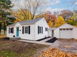 446 N McCombs St, South Bend, IN 46637