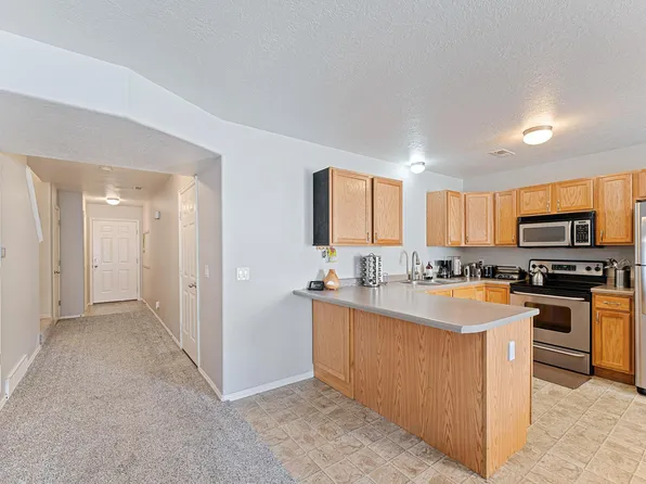 1264 W Bridlewood Loop, Lehi, UT 84043