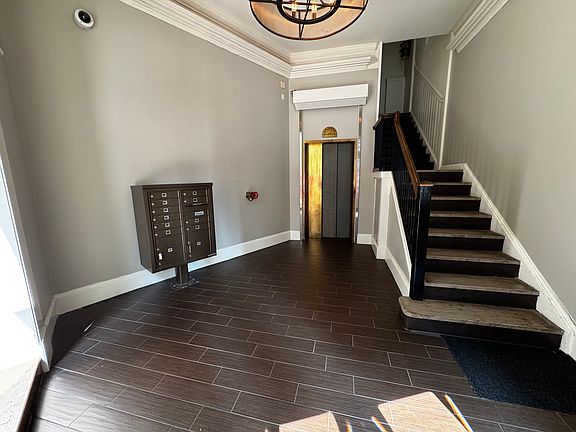3rd image of 20 Westminster St Fl 2A