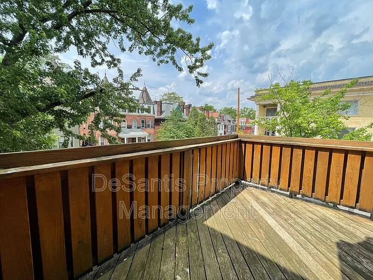 5730 Holden St #2F — Photo 9