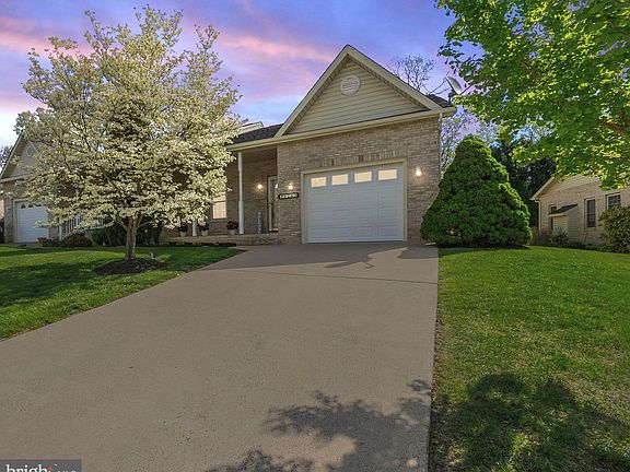 2nd image of 1243 White Rock Ct