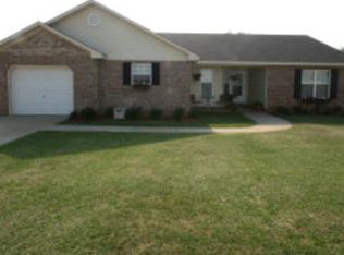 3350 Sportsman Dr, Dalzell, SC 29040