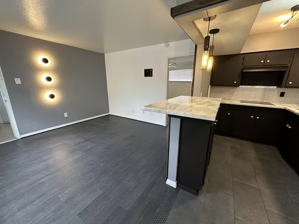 1906 Binz St, Houston, TX 77004