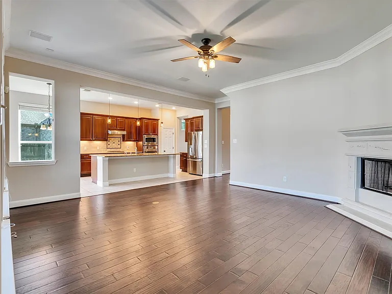 5342 Tyler Park Ln — Photo 14
