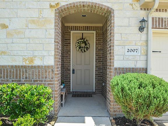 3rd image of 2007 Honey Meadow Ln