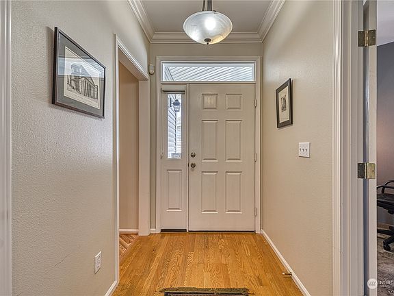 4th image of 3829 67th Avenue Ct W
