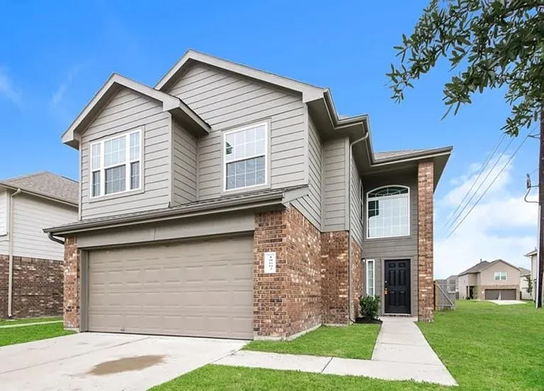 18602 Paddys Creek Trl — Photo 1