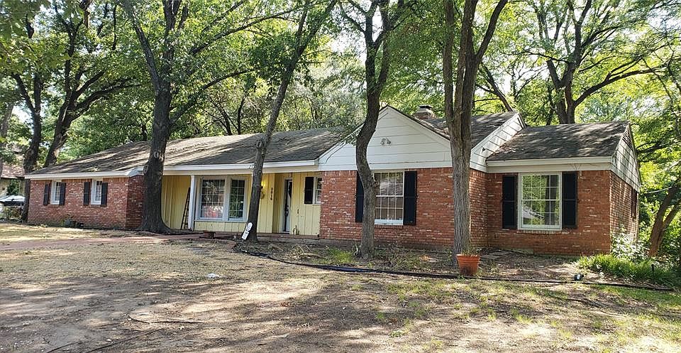 1st image of 2016 Rockcreek Dr
