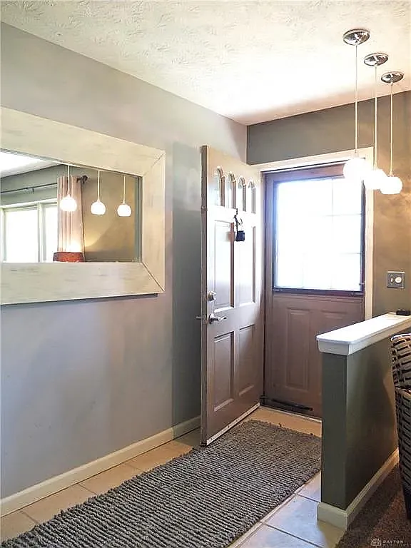 3 bed, 1480 sqft, $1,995 — Photo 2