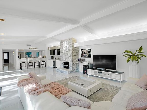 2nd image of 14103 River Forest Drive