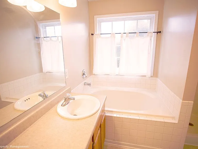 870 New Village Dr NW — Photo 19