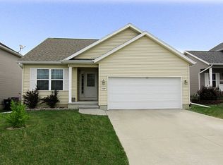 600 Moose Dr NW, Cedar Rapids, IA 52405