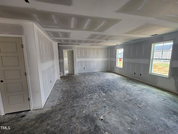 4th image of 1728 Ragsdale Rd