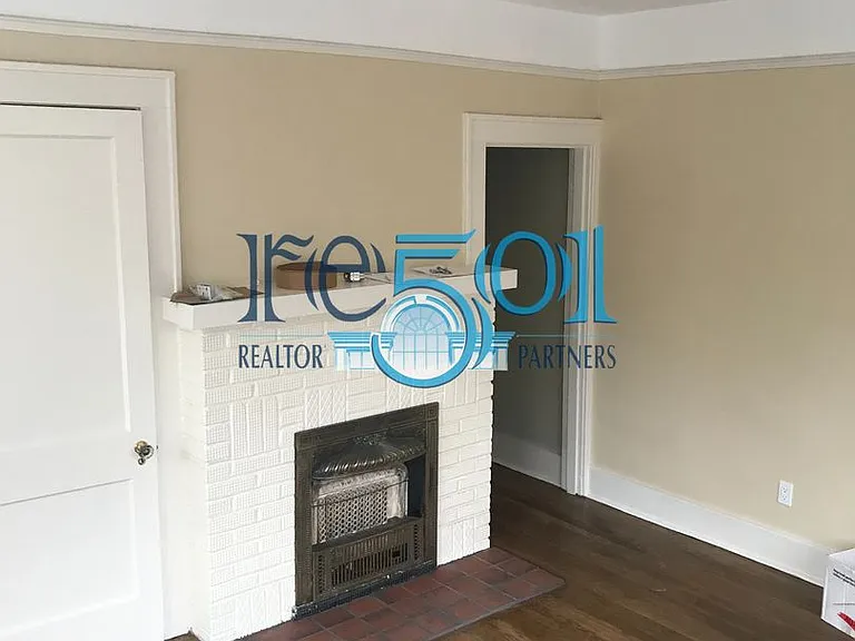 1305 Kavanaugh Blvd #A — Photo 4