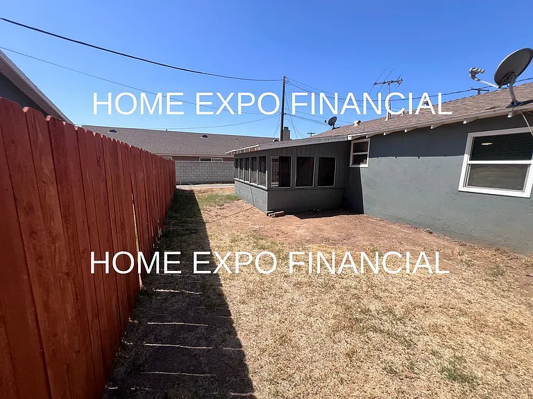 4256 Avon St — Photo 32