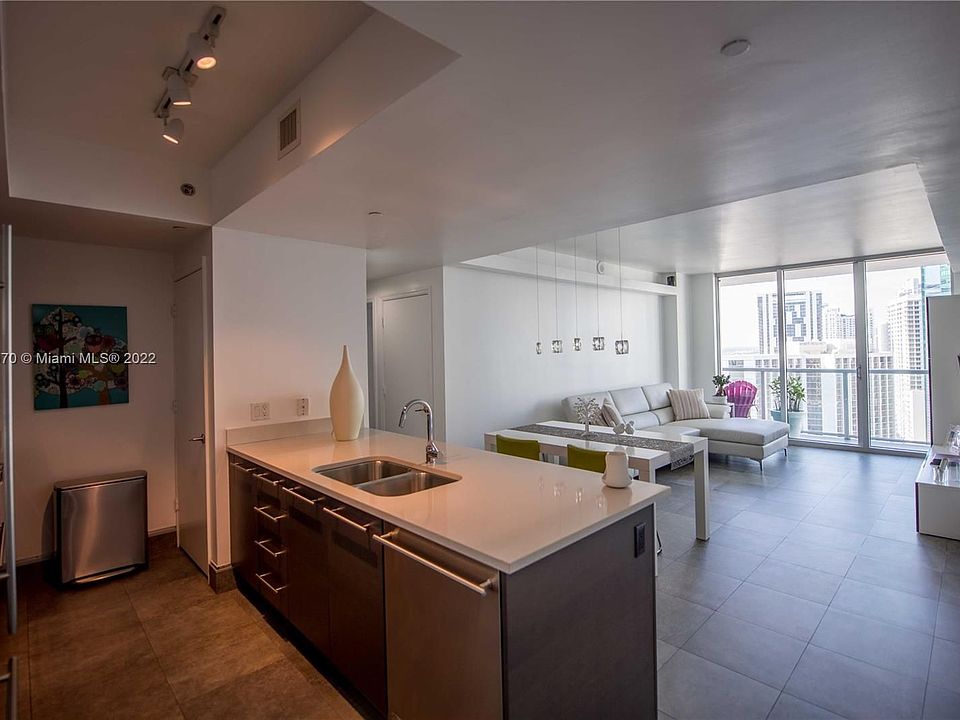 1st image of 500 Brickell Ave APT 2703