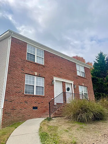 1760 Weeks Crest Cir NE Photo 1