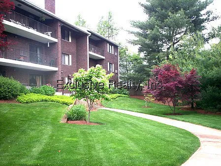 2 bed, 1300 sqft, $2,750 — Photo 1