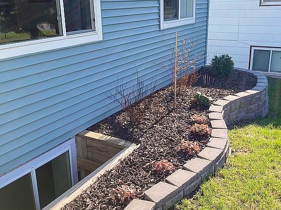 Front landscaping