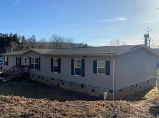 322 Carpenter Rd, Spruce Pine, NC 28777