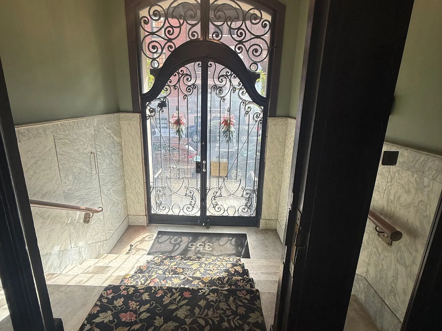 2 bed, 1242 sqft, $1,000 — Photo 2
