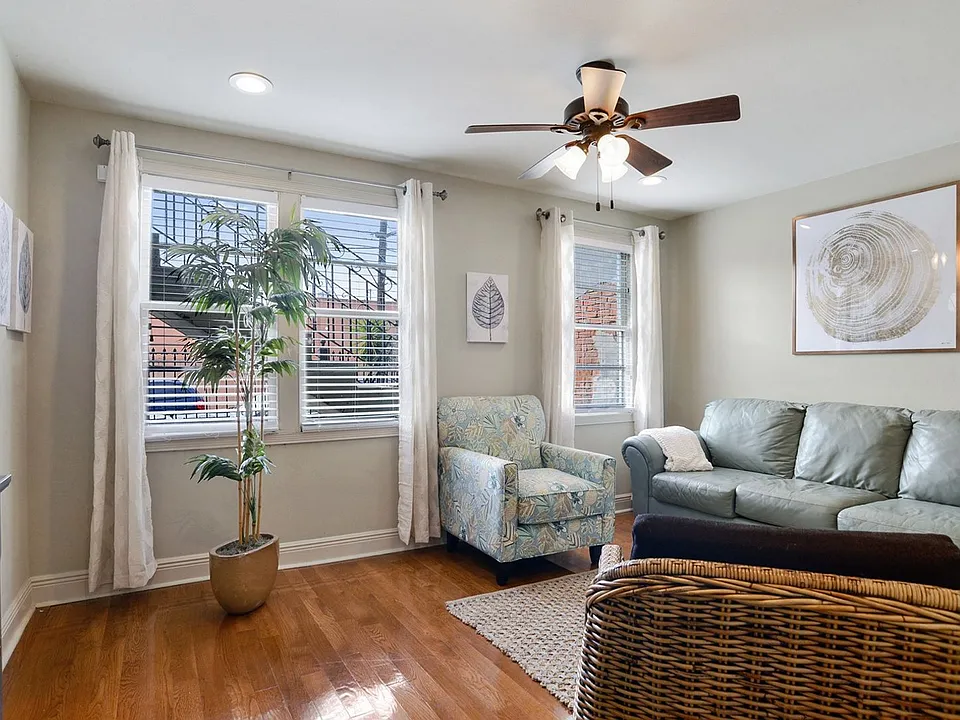 1607 St Ann