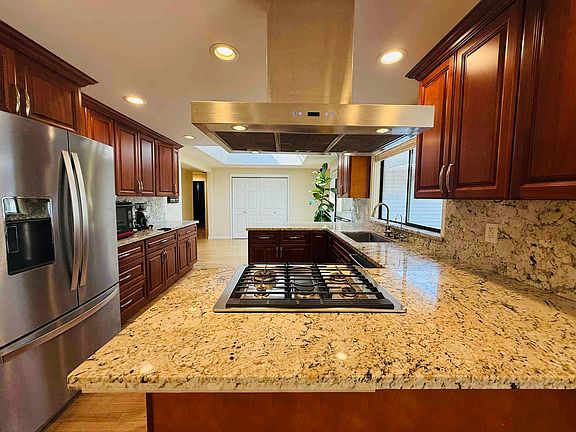 2nd image of 13216 SE 42nd Pl