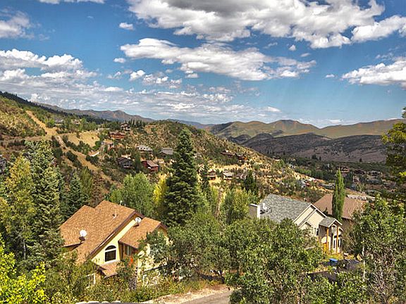 3rd image of 7447 N Buckboard Dr