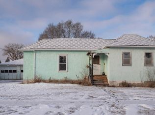 507 8th Ave SW, Mandan, ND 58554