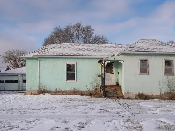 507 8th Ave SW, Mandan, ND 58554