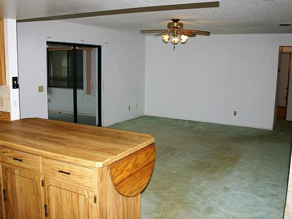 4th image of 63 Rosewood Ave