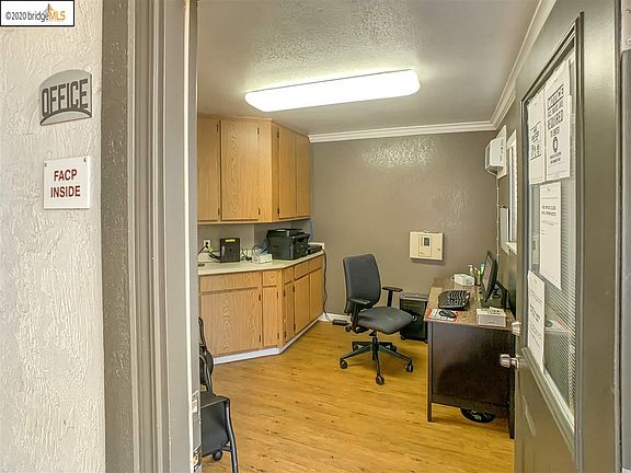 4th image of 4163 Irvington Ave