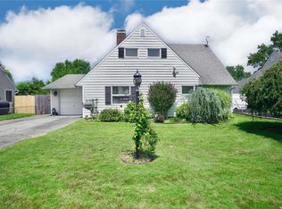 253 Orchid Rd, Levittown, NY 11756