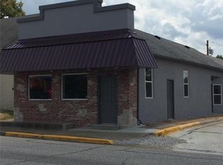 301 S Main St, Columbia, IL 62236
