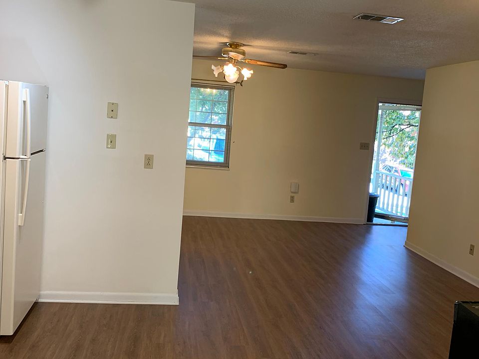 1st image of 9239 Shady Bend Ln