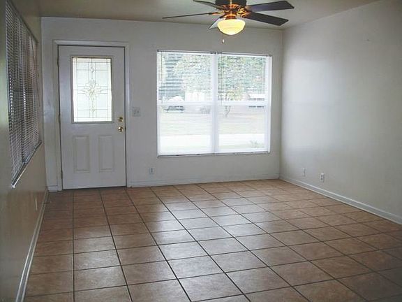3rd image of 536 Mendel Ln