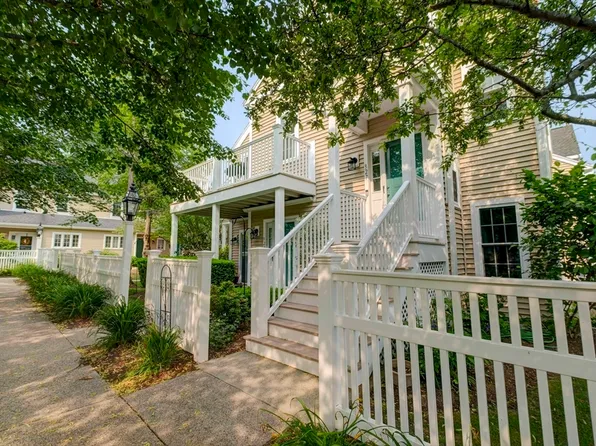 327 Tilden Commons Ln Unit 327, Braintree, MA 02184