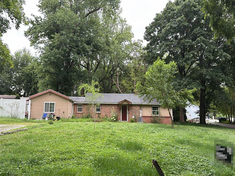 1st image of 2220 Noldau Ave
