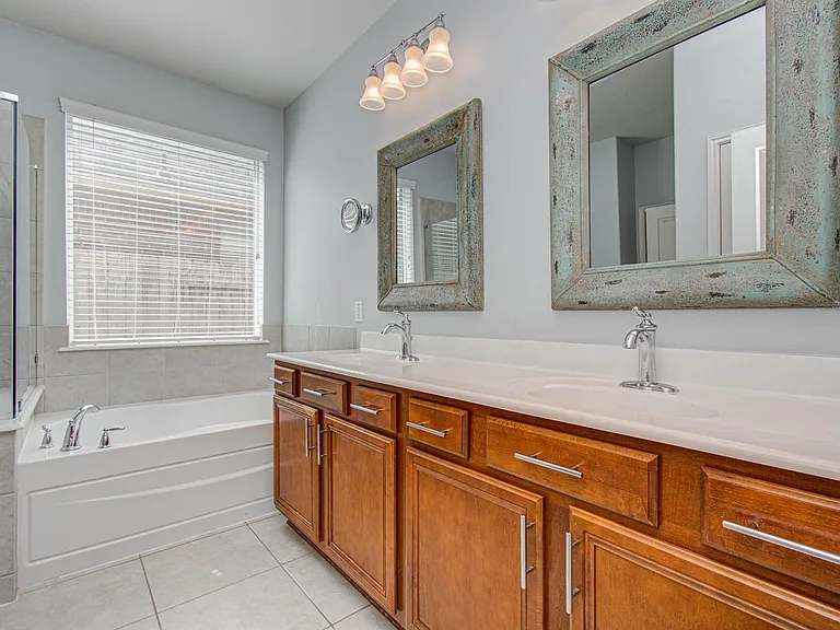 7142 Breton Bay Pass — Photo 26