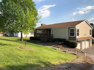 126 Gail St, Hollidaysburg, PA 16648