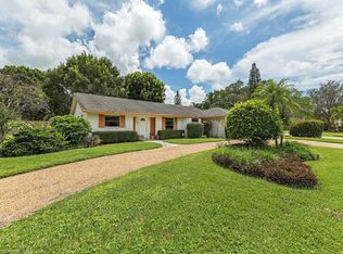 4900 Tahiti Ln, Naples, FL 34112