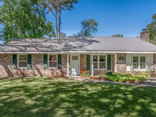 1101 Langdoc St Moncks Corner Sc Zillow