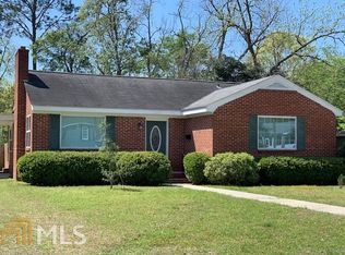 33 W Huckabee St, Mc Rae Helena, GA 31055