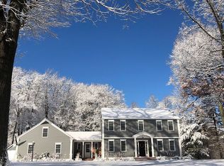 6 Amy Ln, East Longmeadow, MA 01028