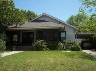 607 W Tyler St, Ennis, TX 75119